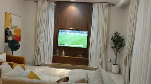 standard-suite-living1